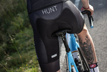 <h1>Free Aero Race Bib Shorts</h1><i>Forza fabric on inner legs with 38% Lycra® content for perfect fit</i>