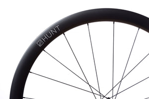 Tire Width Optimisation Designed around a 20mm internal rim width optimised for a 25c tire (but will of course work without compromise with both 23c and 28c tires). They feature a hooked tire retention design and are both fully ETRTO-compatible and tubeless-ready.